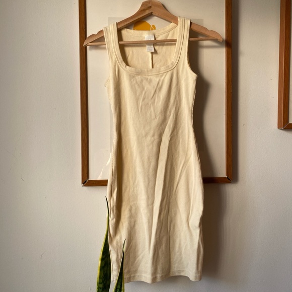 Cream Sleeveless Dress - Picture 1 of 2